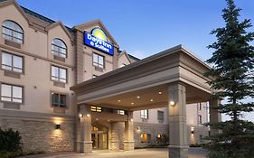 Days Inn And Suites Collingwood